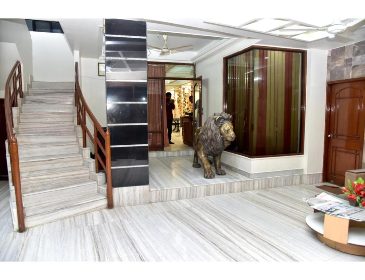 Hotel Dwarka, Nagpur Exterior photo
